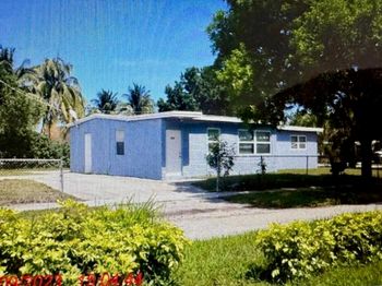 205 NW 33rd Ave