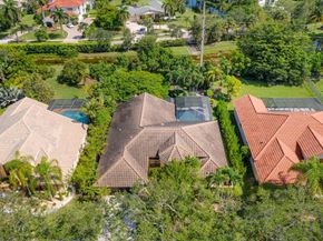 1115 Creekford Dr, Weston FL 33326