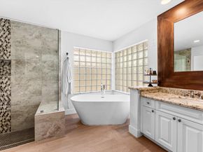 1115 Creekford Dr, Weston FL 33326