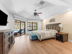 1115 Creekford Dr, Weston FL 33326