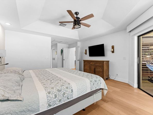 1115 Creekford Dr, Weston FL 33326
