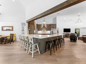 1115 Creekford Dr, Weston FL 33326