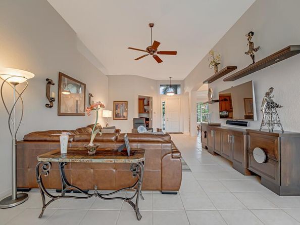 8883 Via Tuscany Drive, Boynton Beach FL 33472