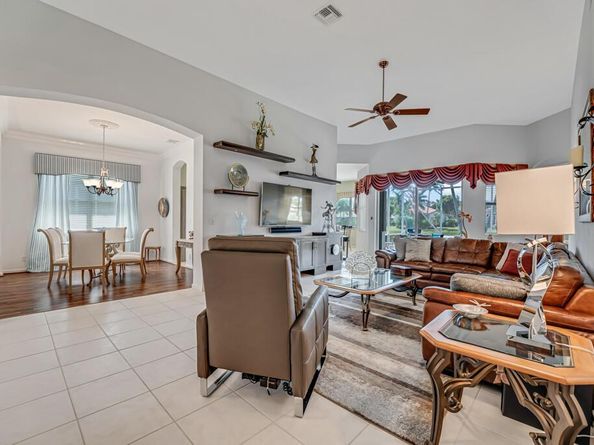 8883 Via Tuscany Drive, Boynton Beach FL 33472