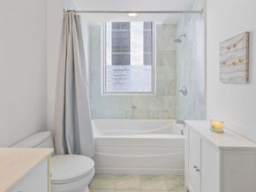 1050 Brickell Ave 2302, Miami FL 33131