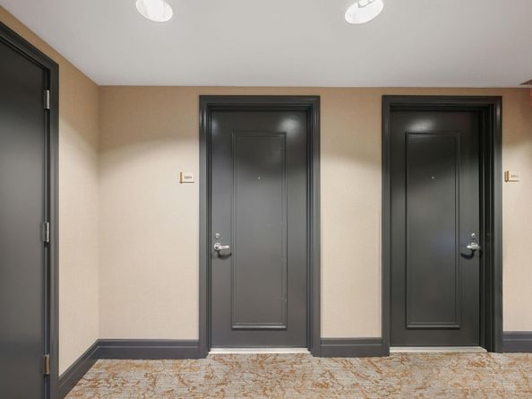 1050 Brickell Ave 2302, Miami FL 33131