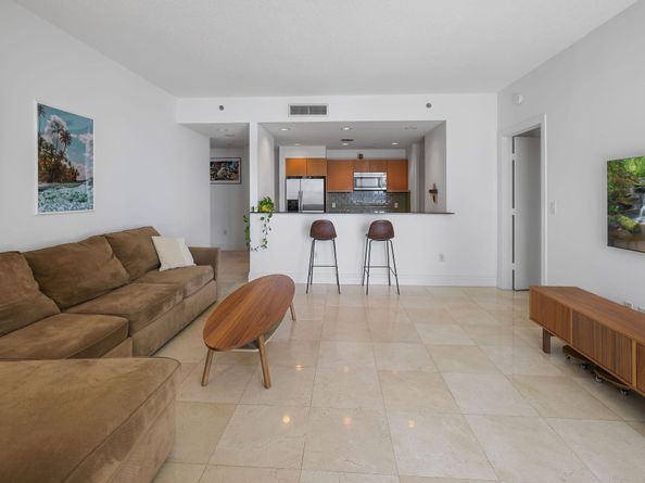 1050 Brickell Ave 2302, Miami FL 33131