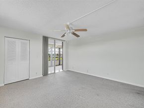 7210 Lake Circle Dr 401, Margate FL 33063