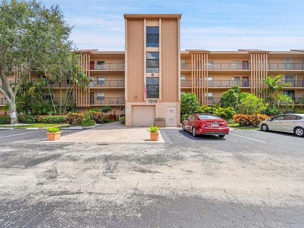 7210 Lake Circle Dr 401, Margate FL 33063
