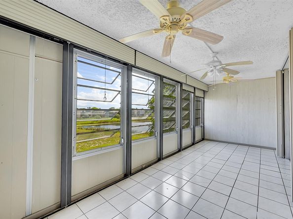 7210 Lake Circle Dr 401, Margate FL 33063