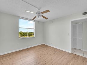 7210 Lake Circle Dr 401, Margate FL 33063