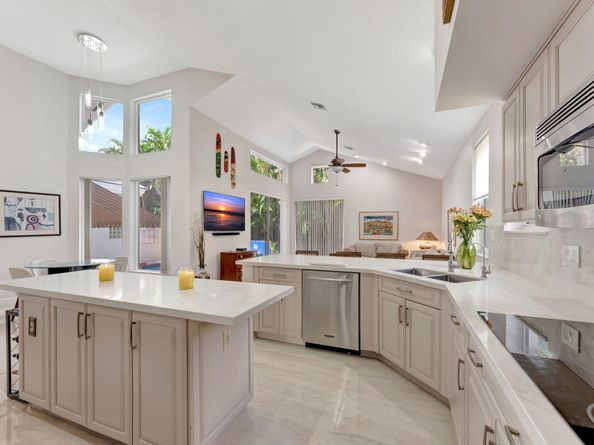 6039 NW 31st Terrace, Boca Raton FL 33496