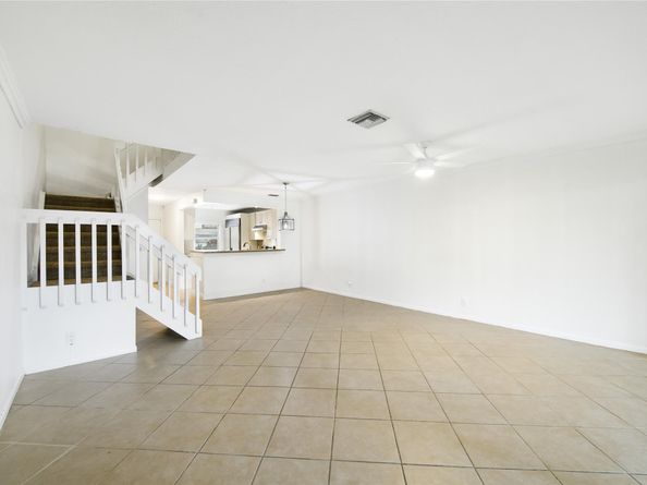 3755 Carambola Cir N 3755, Coconut Creek FL 33066