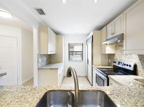 3755 Carambola Cir N 3755, Coconut Creek FL 33066