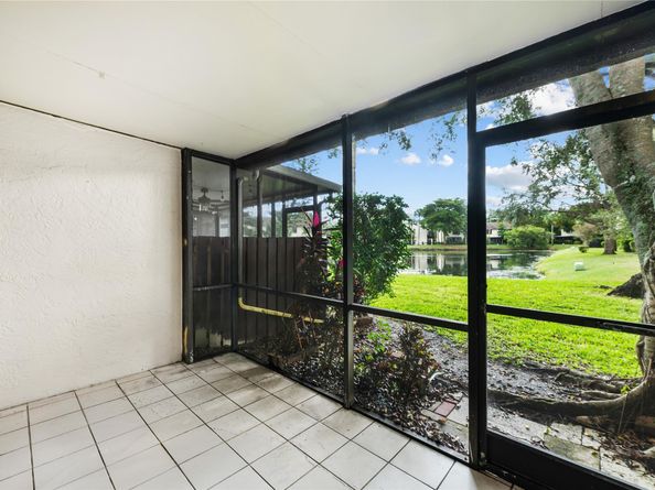 3755 Carambola Cir N 3755, Coconut Creek FL 33066