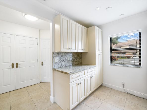 3755 Carambola Cir N 3755, Coconut Creek FL 33066