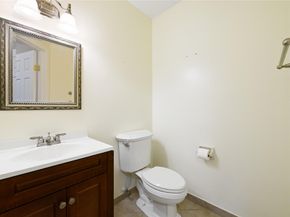 3755 Carambola Cir N 3755, Coconut Creek FL 33066