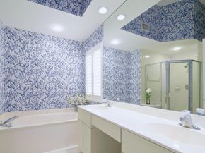 10148 Aspen Way, Palm Beach Gardens FL 33410