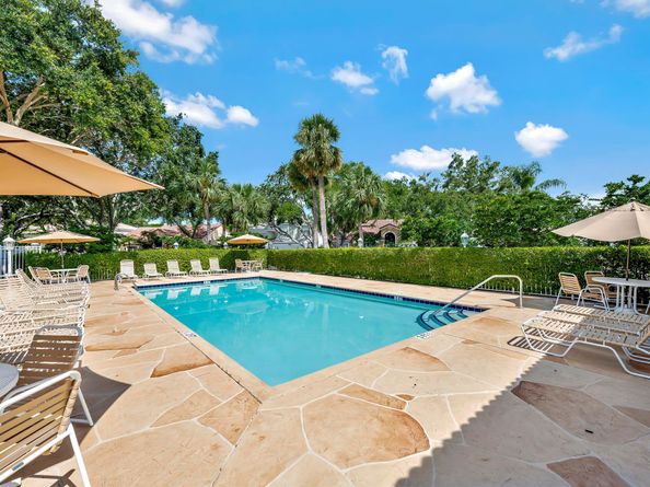 10148 Aspen Way, Palm Beach Gardens FL 33410