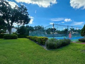 10148 Aspen Way, Palm Beach Gardens FL 33410