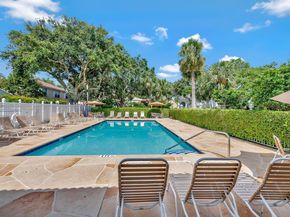 10148 Aspen Way, Palm Beach Gardens FL 33410