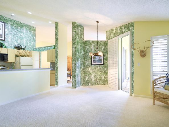 10148 Aspen Way, Palm Beach Gardens FL 33410