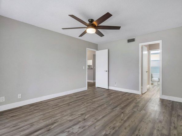 12003 Poinciana Boulevard 205, Royal Palm Beach FL 33411