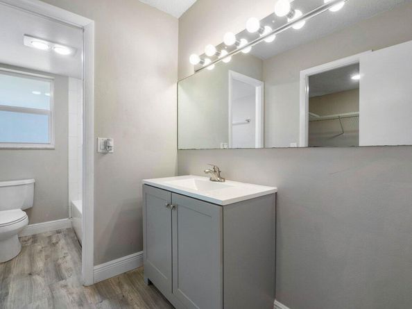 12003 Poinciana Boulevard 205, Royal Palm Beach FL 33411