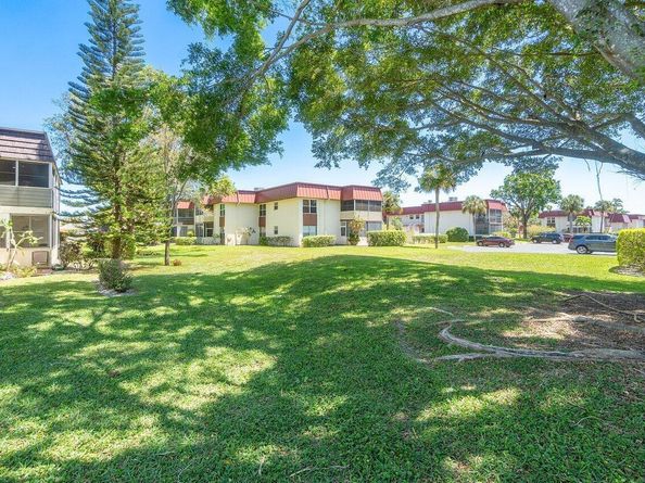 12003 Poinciana Boulevard 205, Royal Palm Beach FL 33411
