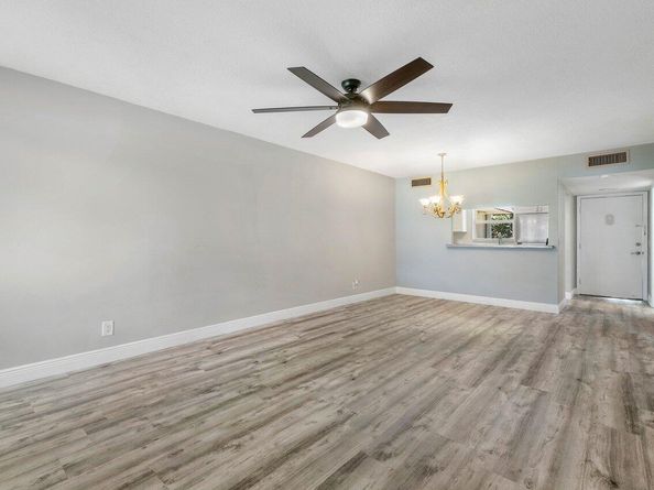 12003 Poinciana Boulevard 205, Royal Palm Beach FL 33411