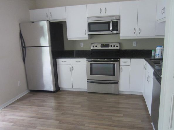 802 Garnet Cir, Weston FL 33326