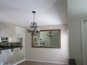 802 Garnet Cir, Weston FL 33326