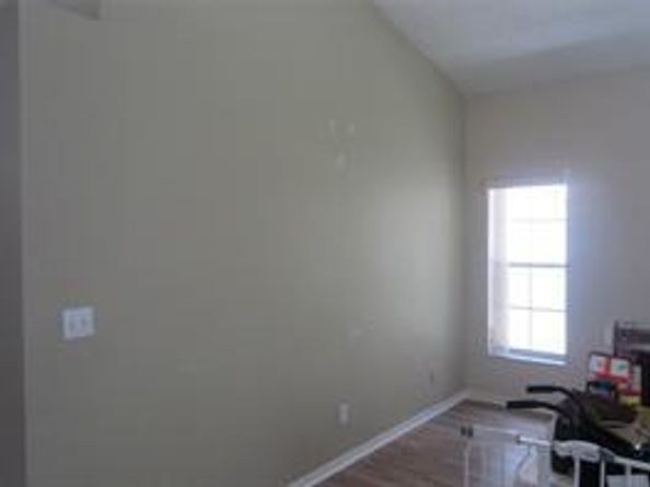 802 Garnet Cir, Weston FL 33326