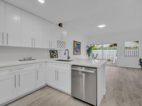 9157 Magnolia Ct, Davie FL 33328