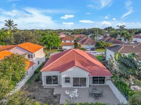9157 Magnolia Ct, Davie FL 33328