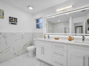 9157 Magnolia Ct, Davie FL 33328