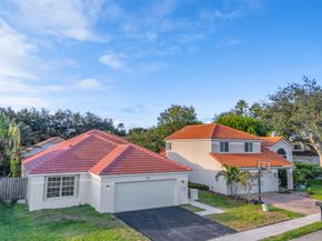 9157 Magnolia Ct, Davie FL 33328