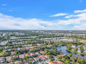 9157 Magnolia Ct, Davie FL 33328