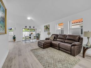 9157 Magnolia Ct, Davie FL 33328