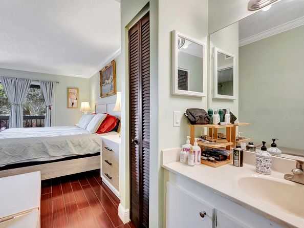 8820 SW 132nd Place 302dS, Miami FL 33186