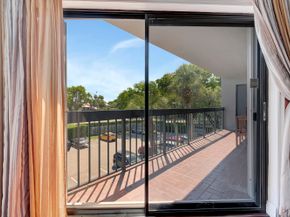 8820 SW 132nd Place 302dS, Miami FL 33186