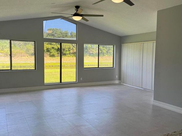 120 Mayfair Lane, Boynton Beach FL 33426