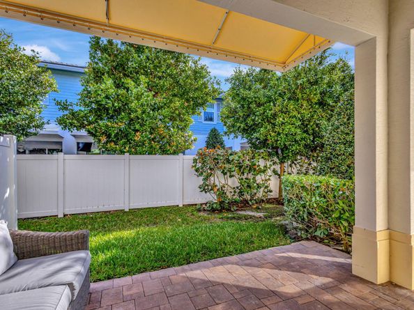 4924 Pointe Midtown Way, Palm Beach Gardens FL 33418