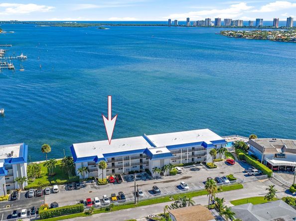 400 Wilma Circle 103, Riviera Beach FL 33404