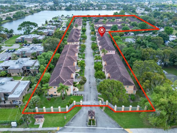 316 Talia Circle, Palm Springs FL 33461