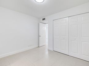 9471 Evergreen Pl 104, Davie FL 33324
