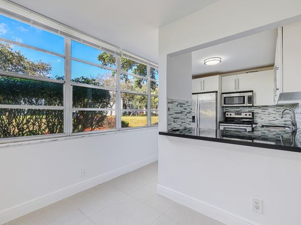 9471 Evergreen Pl 104, Davie FL 33324
