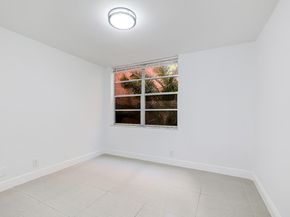 9471 Evergreen Pl 104, Davie FL 33324