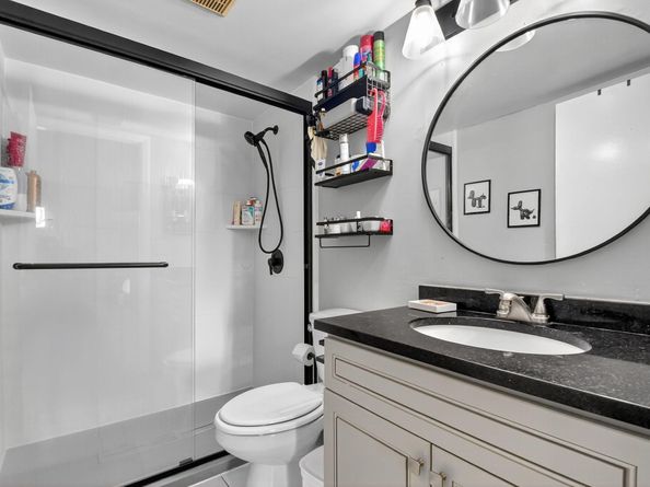 719 Sunny Pine Way C3, Greenacres FL 33415