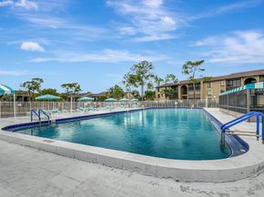 719 Sunny Pine Way C3, Greenacres FL 33415